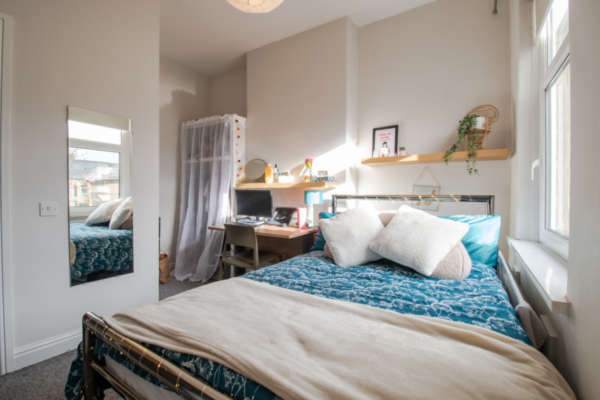 Bed­room