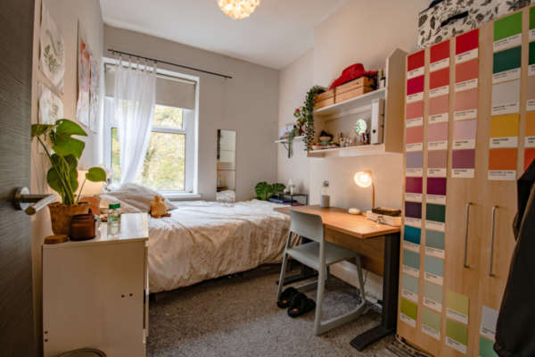Bed­room