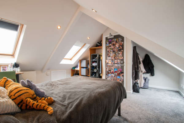 Loft bed­room