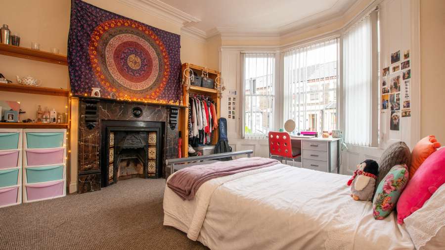 John Winter Student Houses - 6 bedroom house on Alfred Street