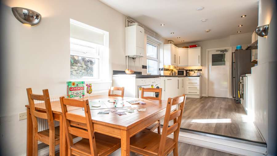 John Winter Student Houses - 7 bedroom house on Cogan Terrace