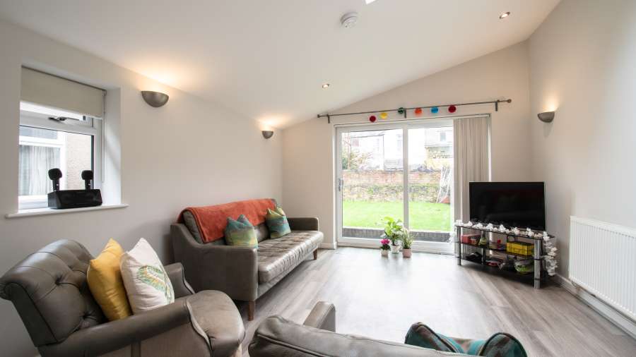 John Winter Student Houses - 7 bedroom house on Cogan Terrace