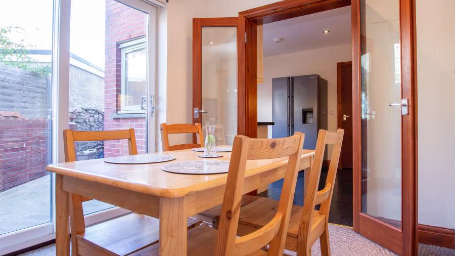 John Winter Student Houses - 4 bedroom house on Coburn Street