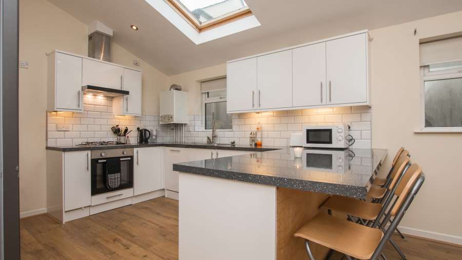 John Winter Student Houses - 6 bedroom house on Coburn Street