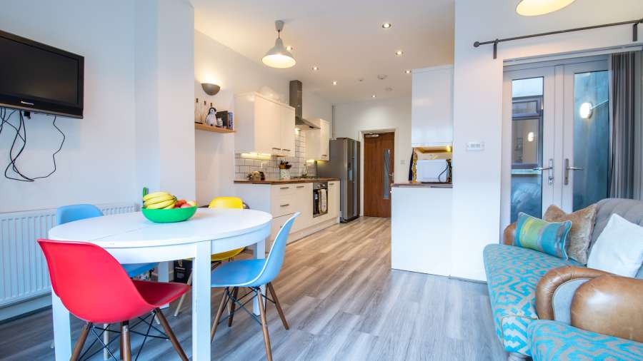 John Winter Student Houses - 5 bedroom house on Thesiger Street