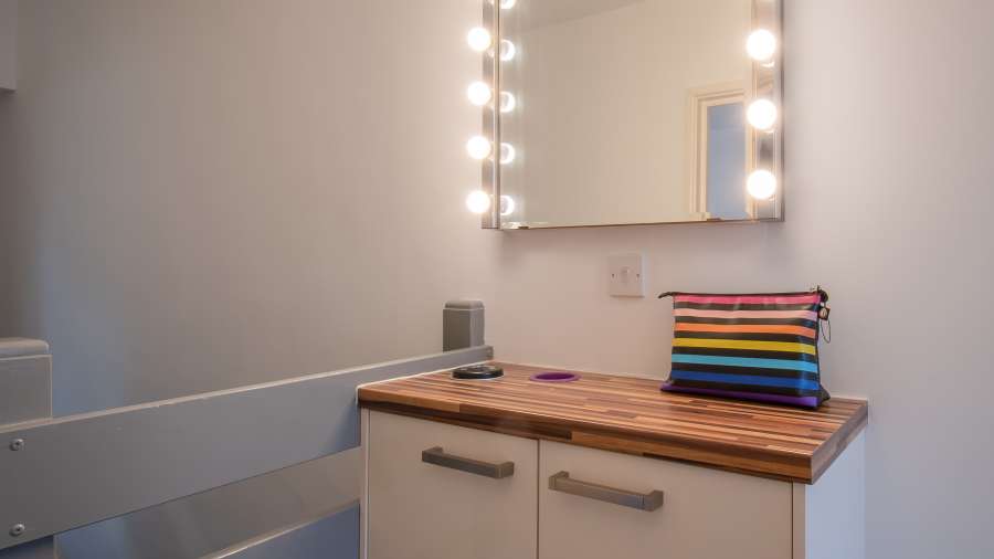 John Winter Student Houses - 5 bedroom house on Thesiger Street