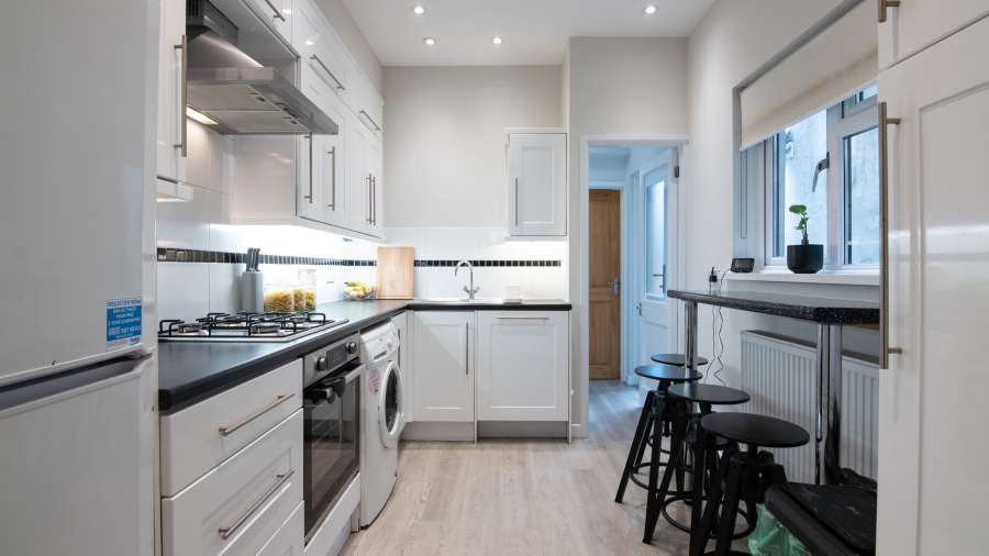 John Winter Student Houses - 4 bedroom house on Rhymney Street