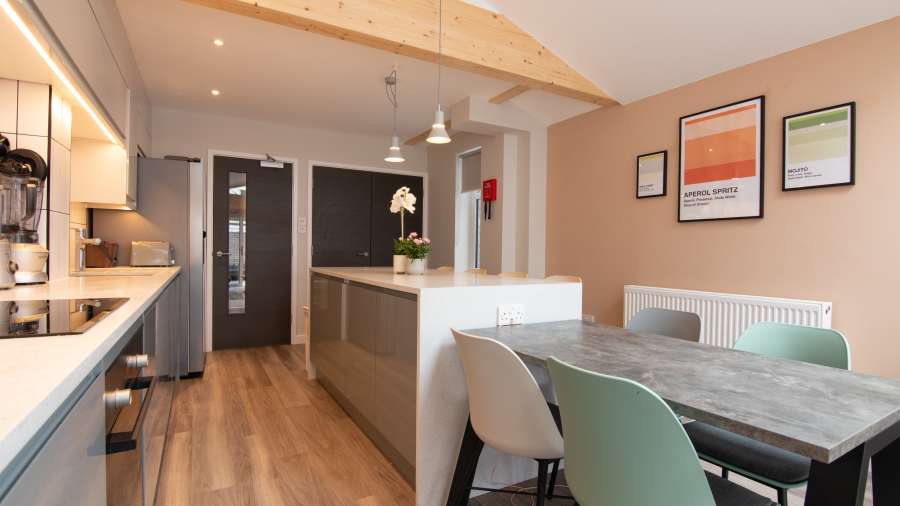 John Winter Student Houses - 6 bedroom house on Coburn Street