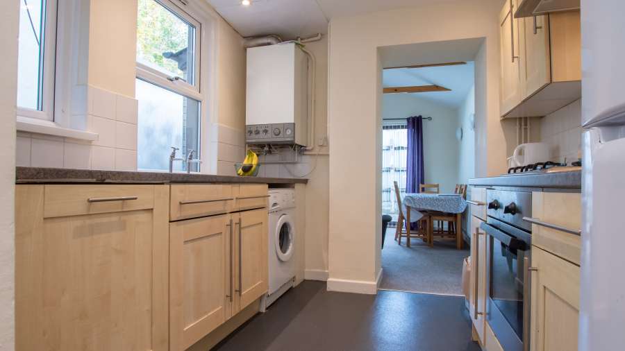 John Winter Student Houses - 5 bedroom house on Rhymney Street